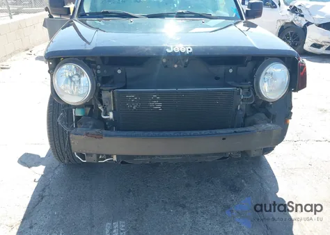 2015 Jeep Patriot Sport из США, поврежденный, VIN 1C4NJPBB4FD329652